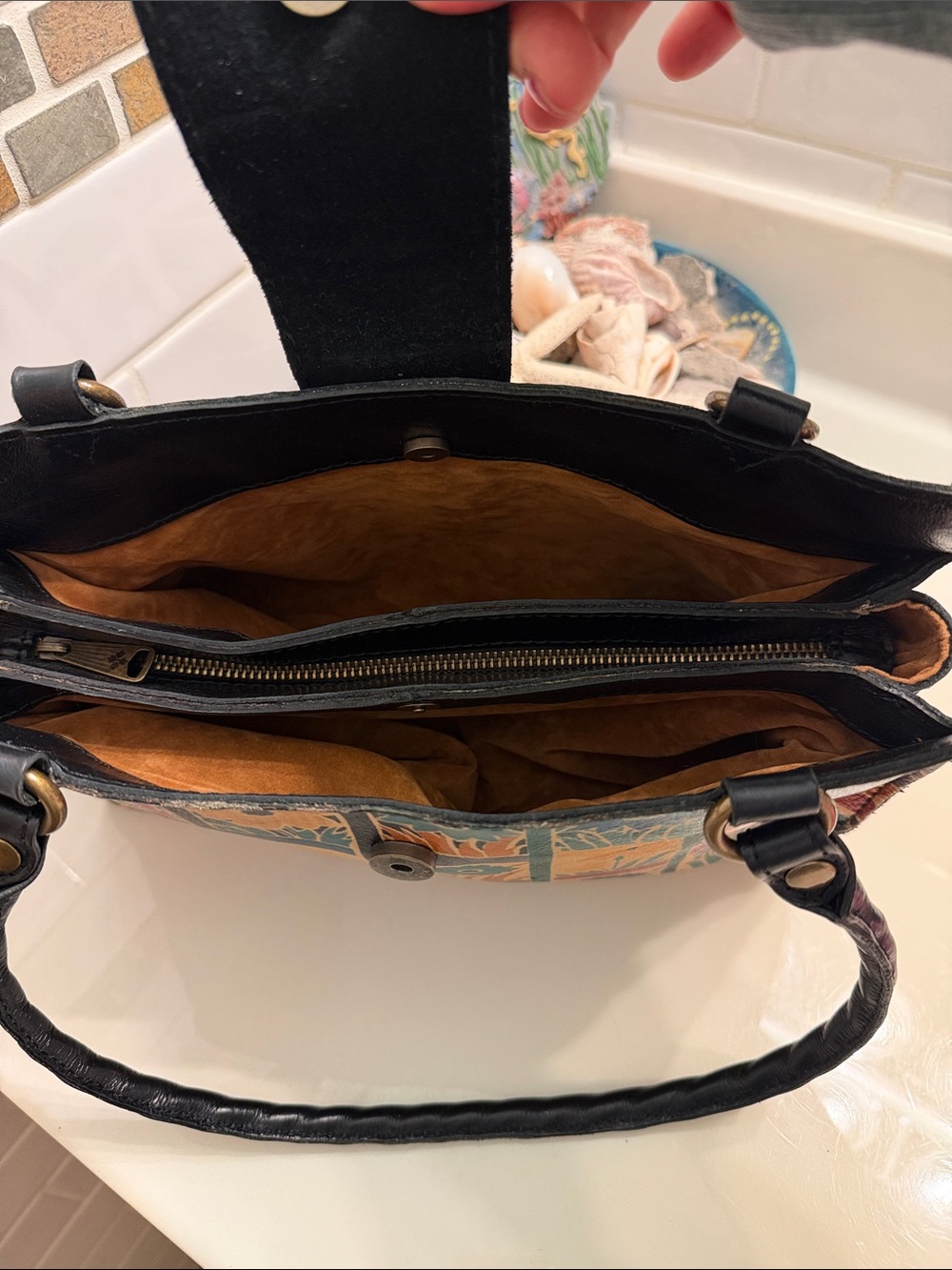 Patricia Nash Multicolor Floral Patchwork Shoulder Bag with Black Trim - Picture 8 of 10